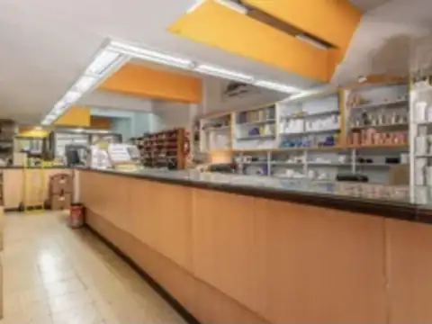 Local comercial a la venta - Av. Corrientes -Villa Crespo