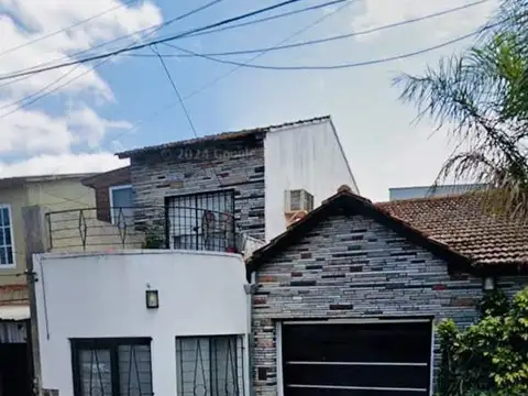 Depto Tipo Casa en Venta de 3 ambientes