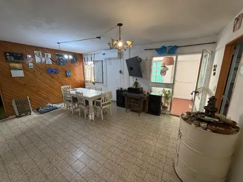 Depto Tipo Casa 4 ambientes con 1 baño