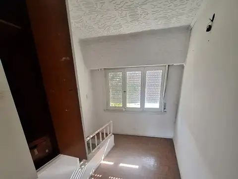 Depto Tipo Casa en Venta 40 años