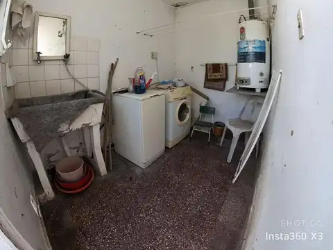 Casa con galpón en Tandil Venta