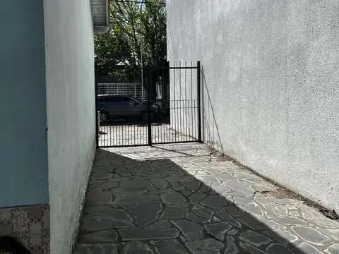 Casa con galpón en Tandil Venta