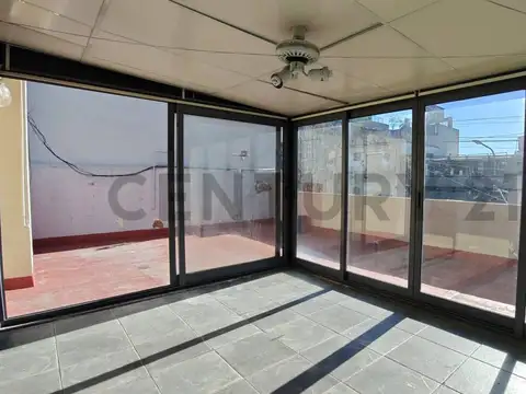 VENTA PH 3 Ambientes Floresta Norte 3 Pisos Cochera Departamento Terraza