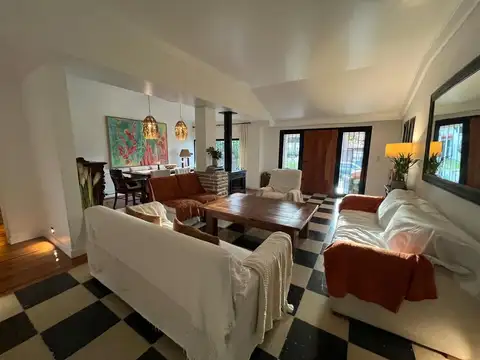 ALQUILER TEMPORADA 2025 CHALET 6 AMBIENTES PLAYA GRANDE