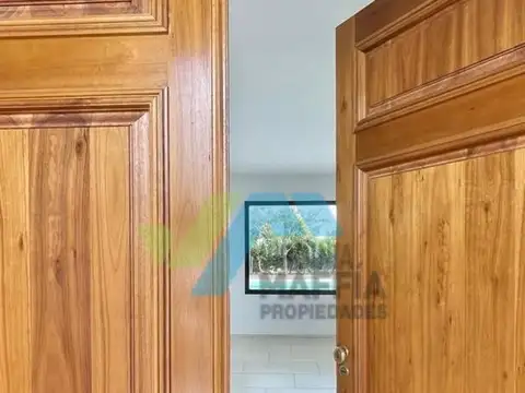 Casa 7 ambientes con 6 baños