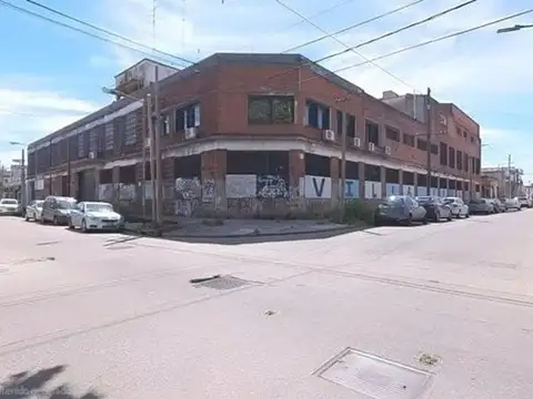 Galpon en Venta en Villa Lynch, USD 2.300.000