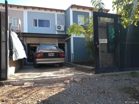 VENTA  DUPLEX 3 DORM + TALLER/DEPOSITO B LA DOLFINA 100