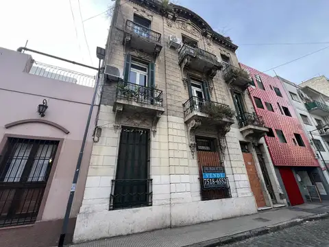 Depto Tipo Casa en Venta de 5 ambientes