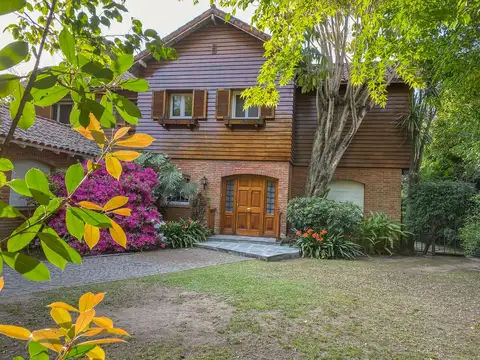 Ladislao Martínez 1100