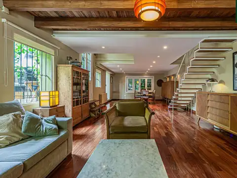 Casa en Venta con 1 cochera