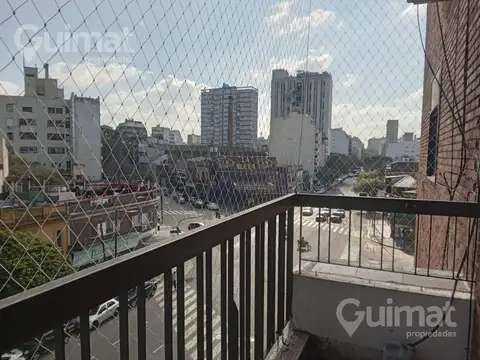 Departamento en Chacarita, 2 AMBIENTES AL FRENTE CON BALCÓN. FOREST Y ALV. THOMAS.