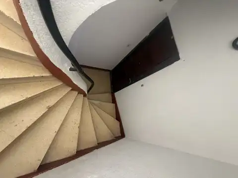Depto Tipo Casa en Venta de 5 dormitorios