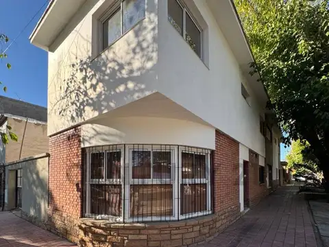 Venta de casa en Godoy Cruz apta credito