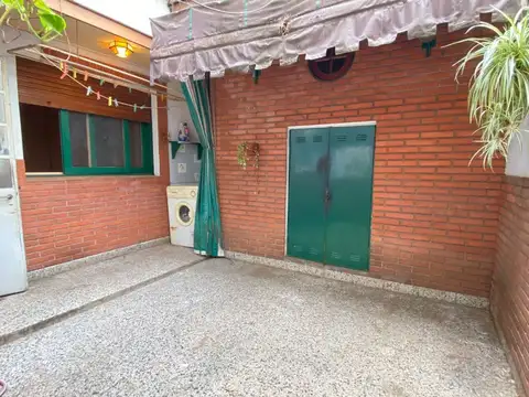 Venta Depto 3 amb. con Patio propio, Villa Urquiza