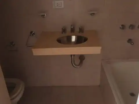 Departamento en Alquiler al Este