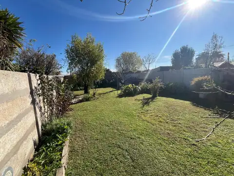 Casa 3 ambientes con 1 baño