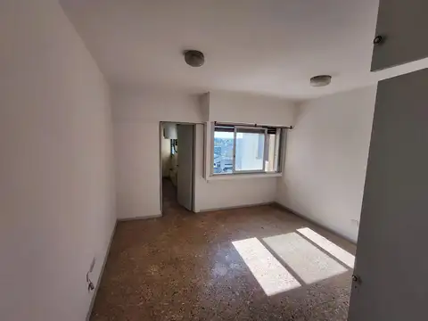 Monoambiente con cocina separada | Apto profesional