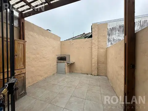 Depto Tipo Casa en Alquiler de 2 ambientes