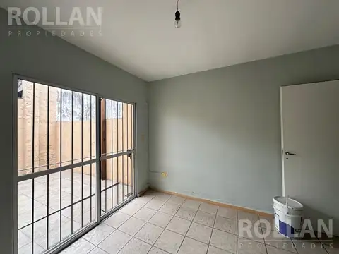Depto Tipo Casa en Alquiler de 1 dormitorio