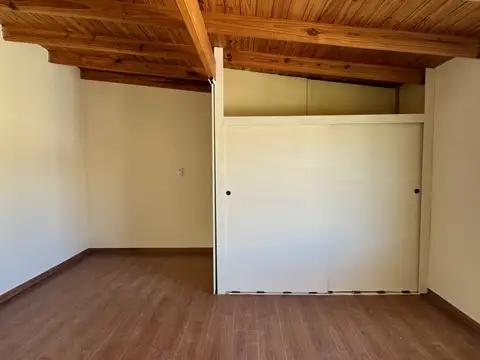 Depto Tipo Casa en Alquiler en Puerto Madryn, $ 550.000