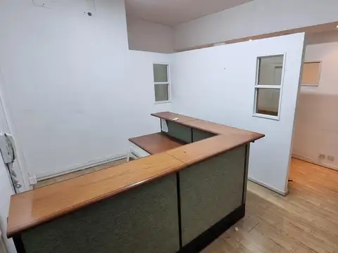Oficina en Alquiler en Barrio Norte, $ 1.000.000