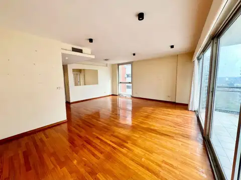 Departamento en Alquiler de 4 ambientes