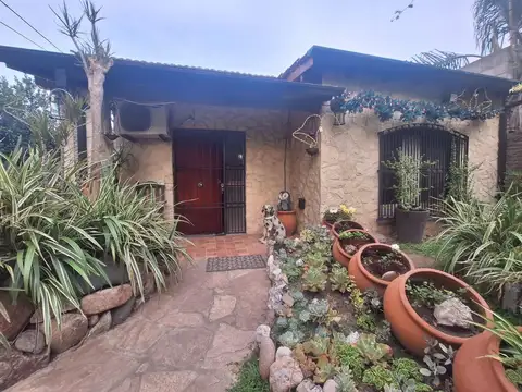 Casa de 3 ambientes en venta en Don Torcuato