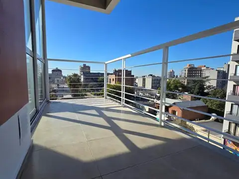 ALQUILER DEPARTAMENTO 2AMBIENTES CON BALCON Y COCHERA EN ESCOBAR CENTRO