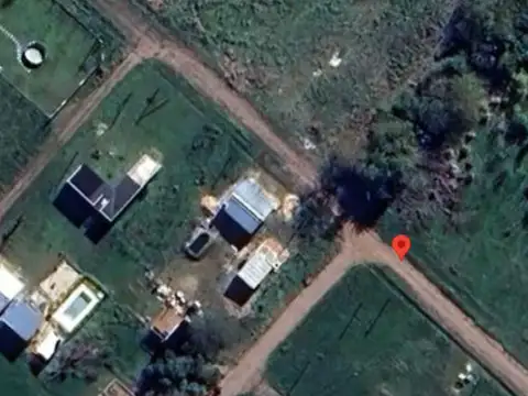 Terrenos en venta - 250mts2  - Lisandro Olmos Etcheverry