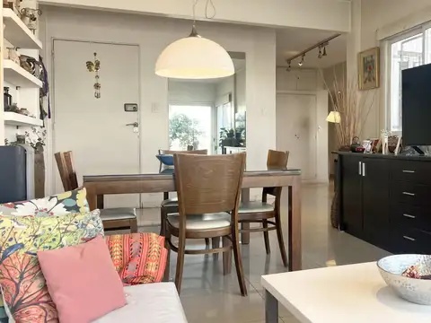 Departamento 4 ambientes con 2 baños