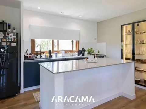 Casa en Venta en Horizontes al Sur, USD 240.000