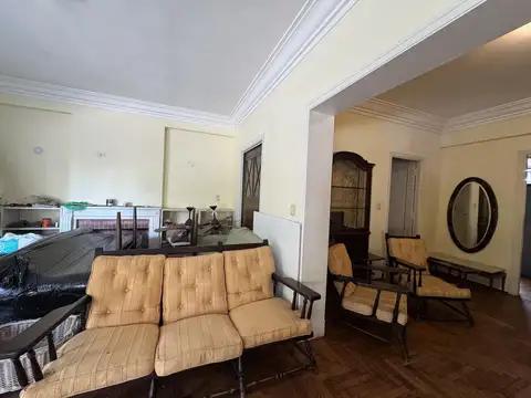 Depto Tipo Casa en Venta 50 años
