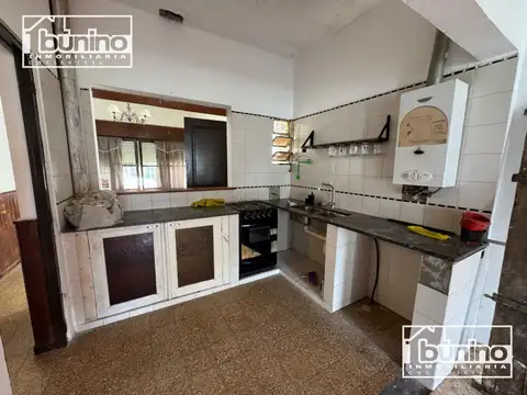 Casa 4 ambientes con 1 baño