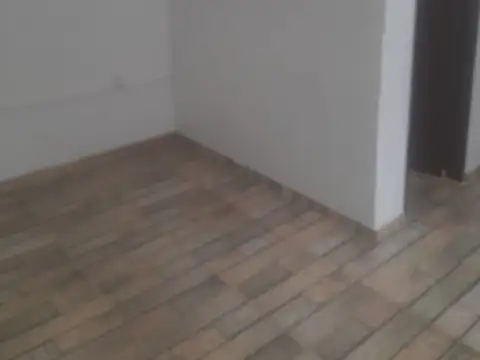 Depto Tipo Casa en Alquiler en Beccar-Vías/Rolon, $ 670.000
