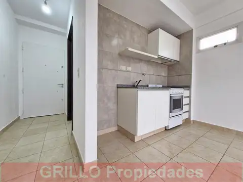 Departamento en Alquiler en Floresta, $ 500.000
