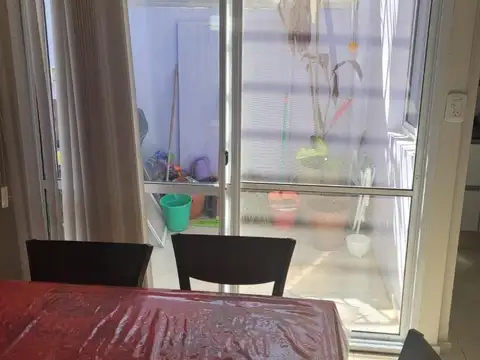 CASA LISTA PARA VIVIR EN BARRIO CONSTTUYENTES