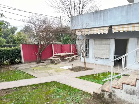 Casa Esquina Lote Propio 5 Amb c/Jardin S.Martin
