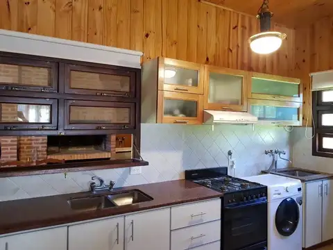 Casa 3 ambientes con 2 baños