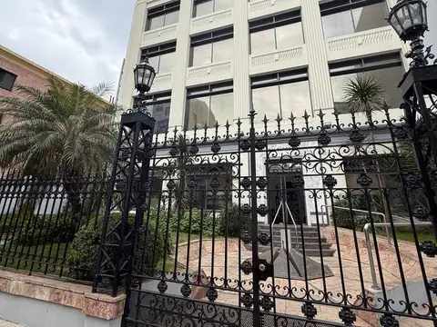 Edificio comercial en venta de 3354 m2 en san telmo