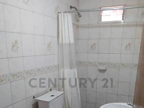 OPORTUNIDAD  INVERSORES - DEPARTAMENTO DOS DORMITORIOS EN PLANTA BAJA CON PATIO- LAS HERAS-MENDOZA.