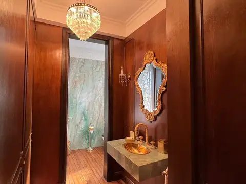 Casa en Venta en Adrogue, USD 990.000