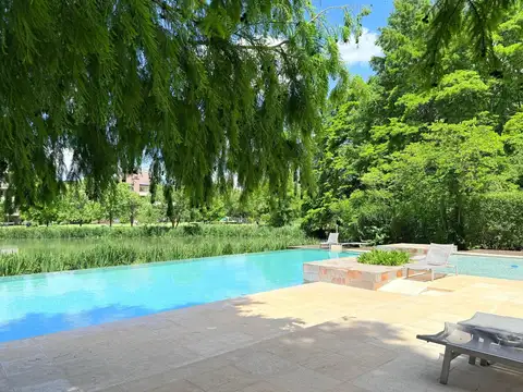 Departamento en Alquiler con 1 cocheras