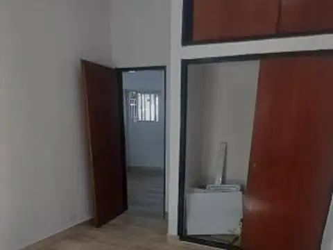 Depto Tipo Casa en Venta en Parque Avellaneda, USD 65.000