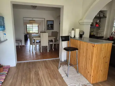 Casa 4 ambientes con 3 baños