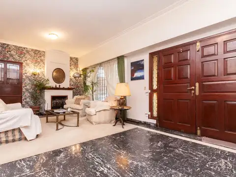 Casa en Venta en Adrogue, USD 315.000