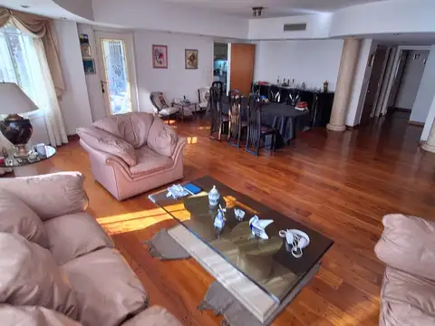 Departamento en Venta con 2 cocheras