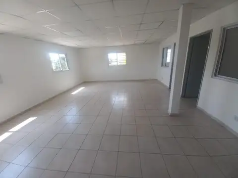 Galpon en Alquiler en Garin, USD 35.204