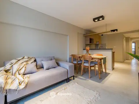 VENTA - Departamento semipiso 1 dormitorio - Balcón al frente y contrafrente - Zona Centro, Rosario.