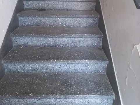 Casa en Lote Propio a Reciclar – Parque Avellaneda