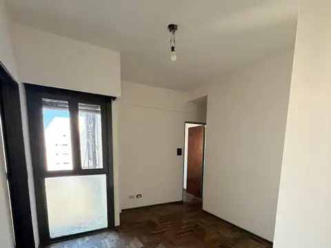 Departamento en Balvanera 2 ambientes piso alto